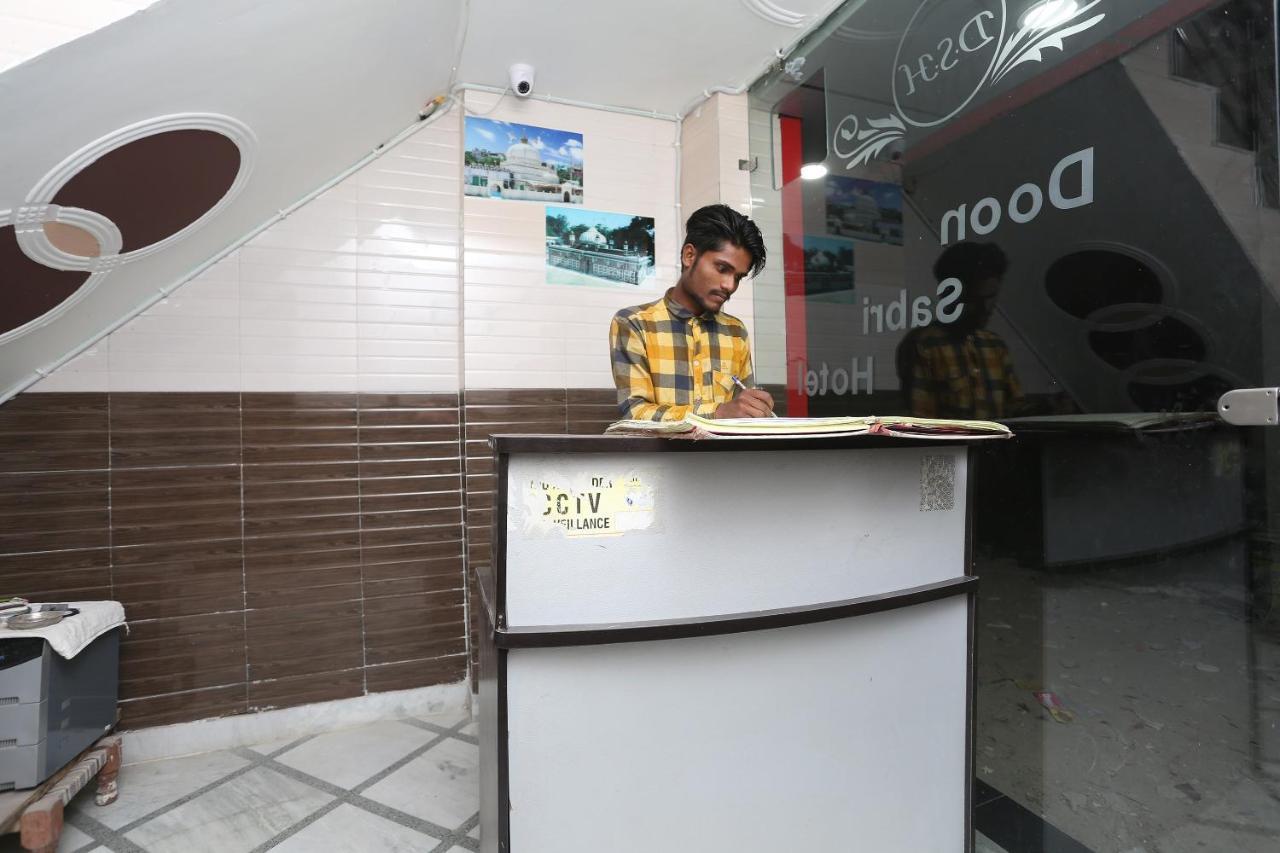 สปอต ออน 37780 โฮเต็ล ดูน ซาบรี Hotel Roorkee ภายนอก รูปภาพ