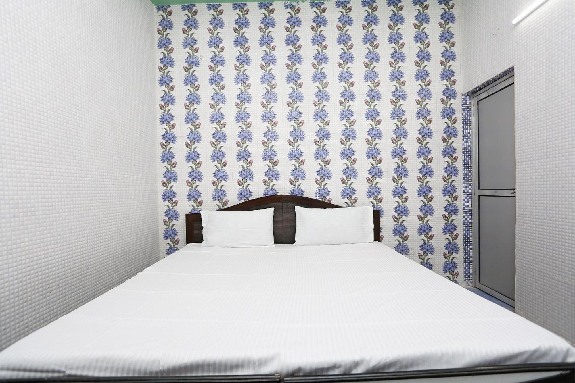 สปอต ออน 37780 โฮเต็ล ดูน ซาบรี Hotel Roorkee ภายนอก รูปภาพ
